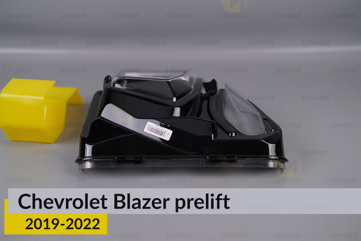 Скло фари Chevrolet Blazer (2019-2022) дорест праве