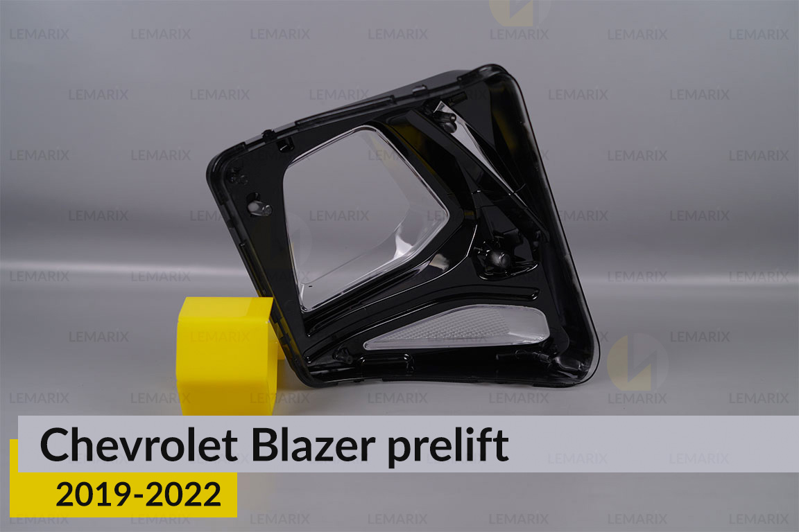 Скло фари Chevrolet Blazer (2019-2022) дорест праве