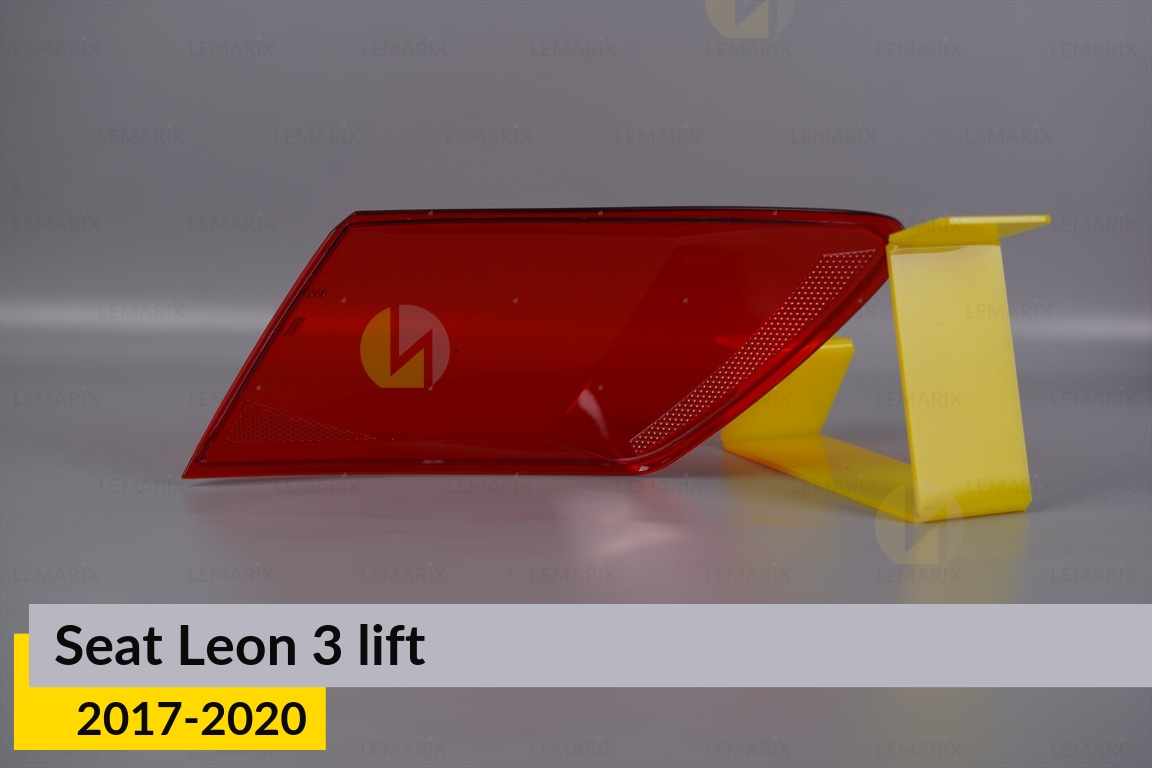 Скло заднього ліхтаря зовнішнє в крилі Seat Leon 3 (2017-2020) рест ліве