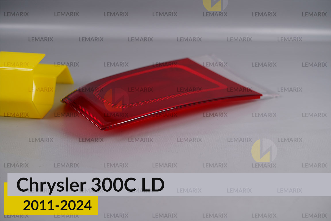Скло заднього ліхтаря Chrysler 300C LD (2011-2024) праве