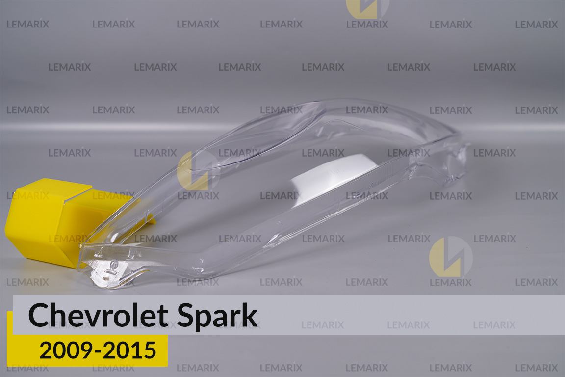 Стекло фары Chevrolet Spark (2009-2015) правое