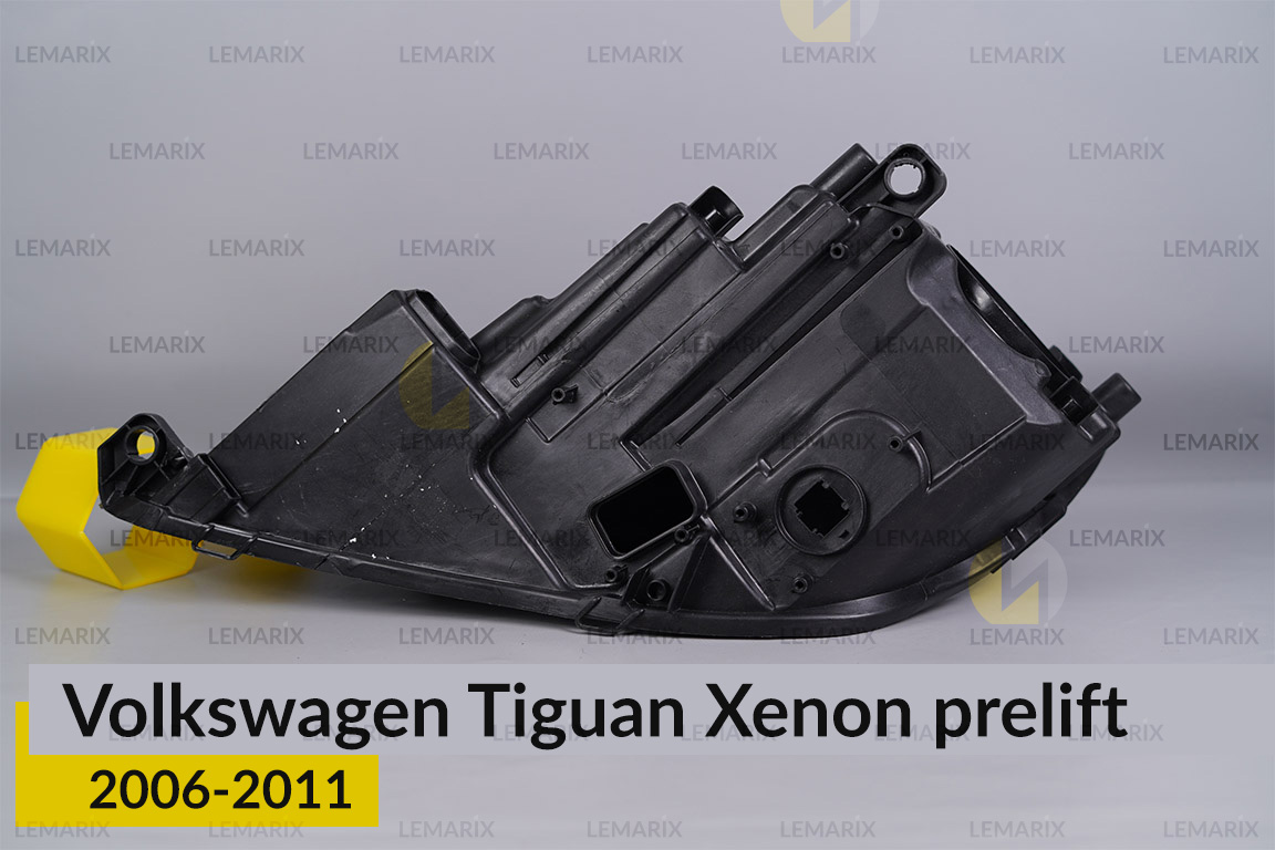Корпус фари VW Volkswagen Tiguan Xenon (2006-2011) дорест правий