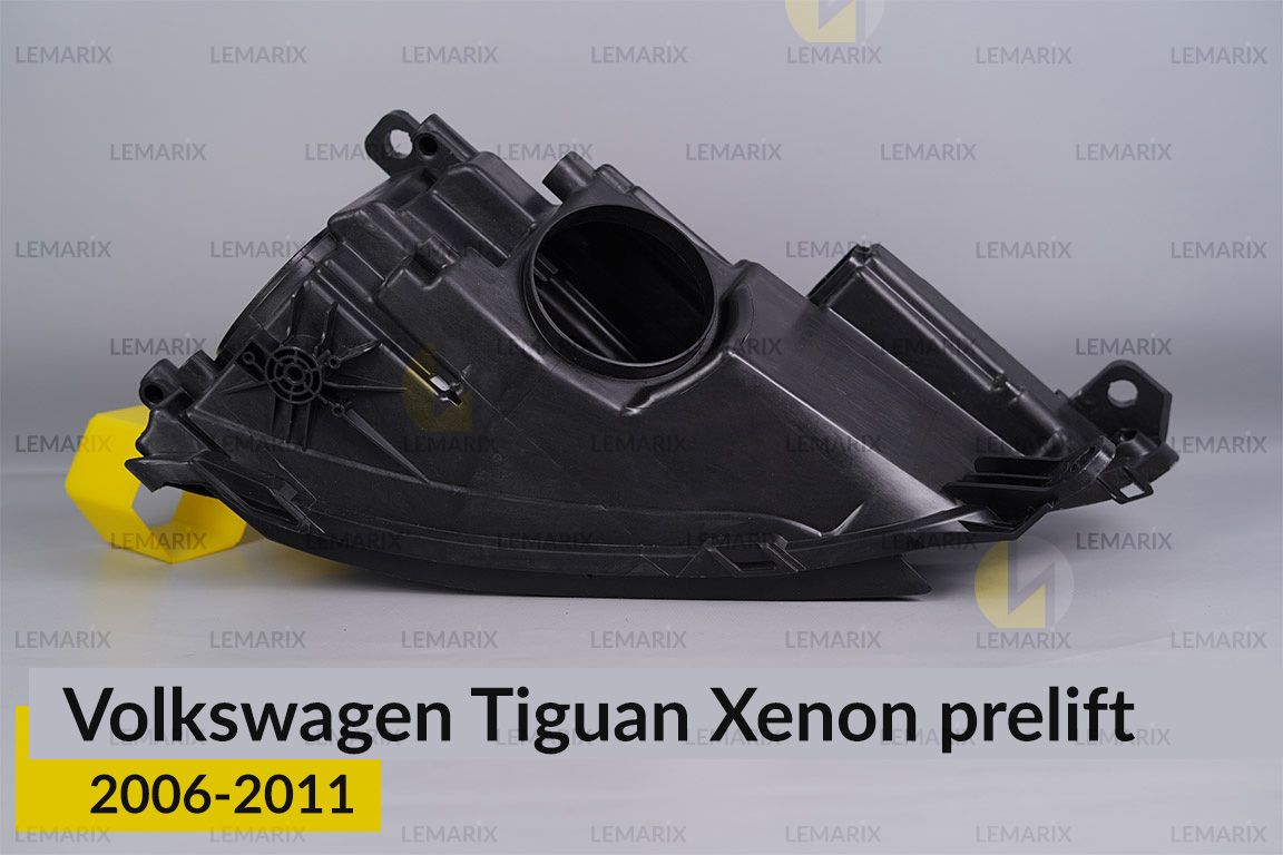 Корпус фари VW Volkswagen Tiguan Xenon (2006-2011) дорест правий