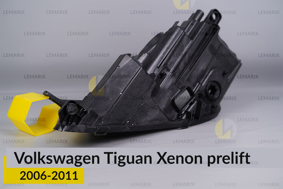 Корпус фари VW Volkswagen Tiguan Xenon (2006-2011) дорест правий