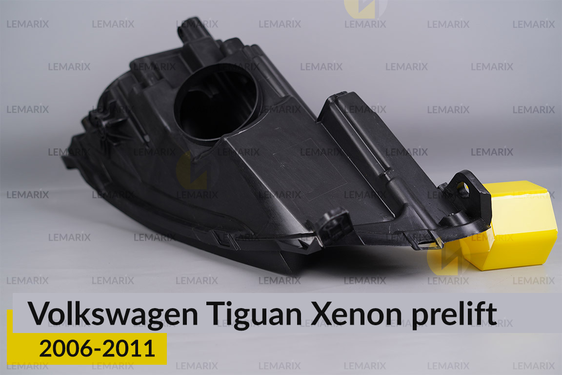 Корпус фари VW Volkswagen Tiguan Xenon (2006-2011) дорест правий