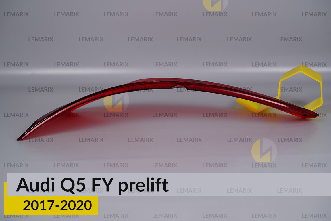 Стекло заднего фонаря Audi Q5 FY (2017-2020) дорест правое