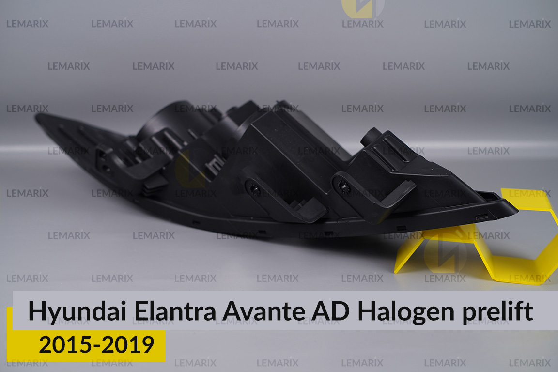 Корпус фари Hyundai Elantra Avante AD Halogen (2015-2019) дорест правий
