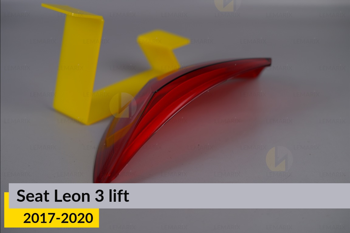 Скло заднього ліхтаря зовнішнє в крилі Seat Leon 3 (2017-2020) рест праве