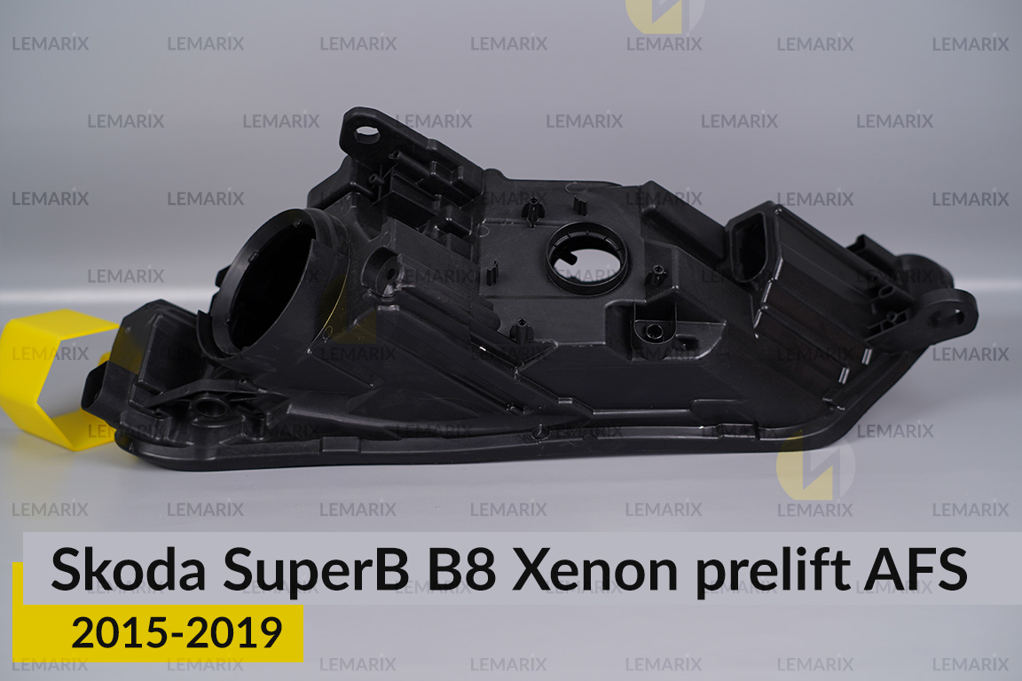 Корпус фари Skoda SuperB B8 Xenon AFS (2015-2019) дорест правий