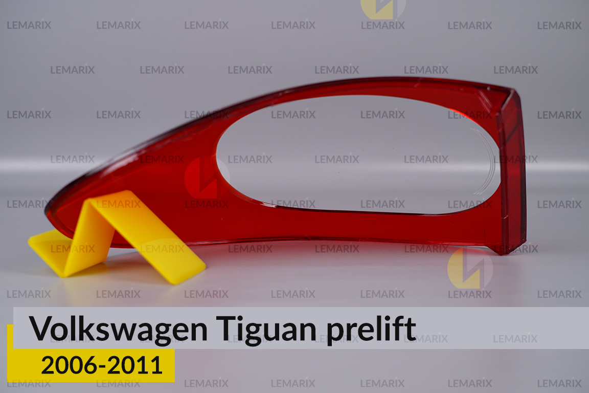 Скло заднього ліхтаря зовнішнє в крилі VW Volkswagen Tiguan (2006-2011) дорест праве