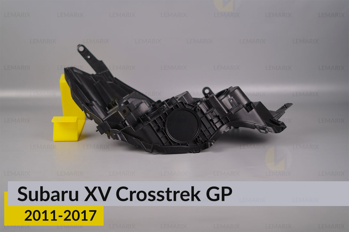 Корпус фари Subaru XV Crosstrek GP (2011-2017) лівий
