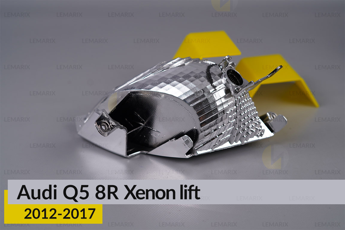 Хромована маска світлорозсіювача Audi Q5 8R Xenon (2012-2017) рест права