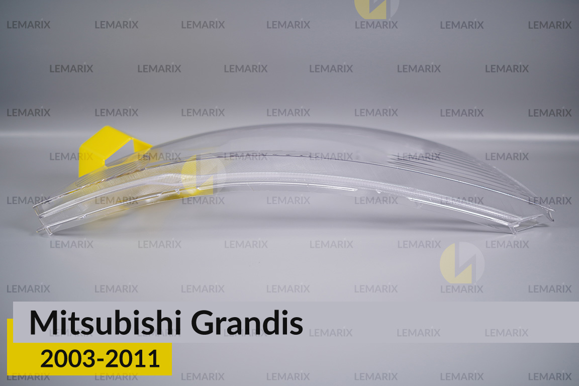 Стекло фары Mitsubishi Grandis (2003-2011) правое