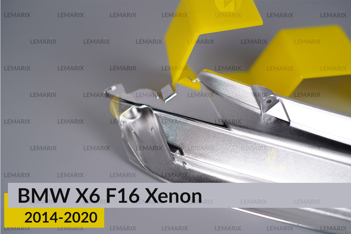 Хромована декоративна маска під світловод BMW X6 F16 Xenon (2014-2020) права