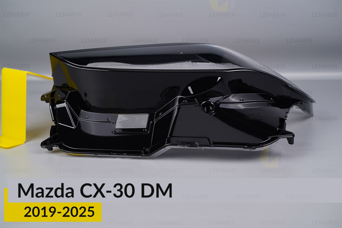 Скло фари Mazda CX-30 DM (2019-2026) ліве