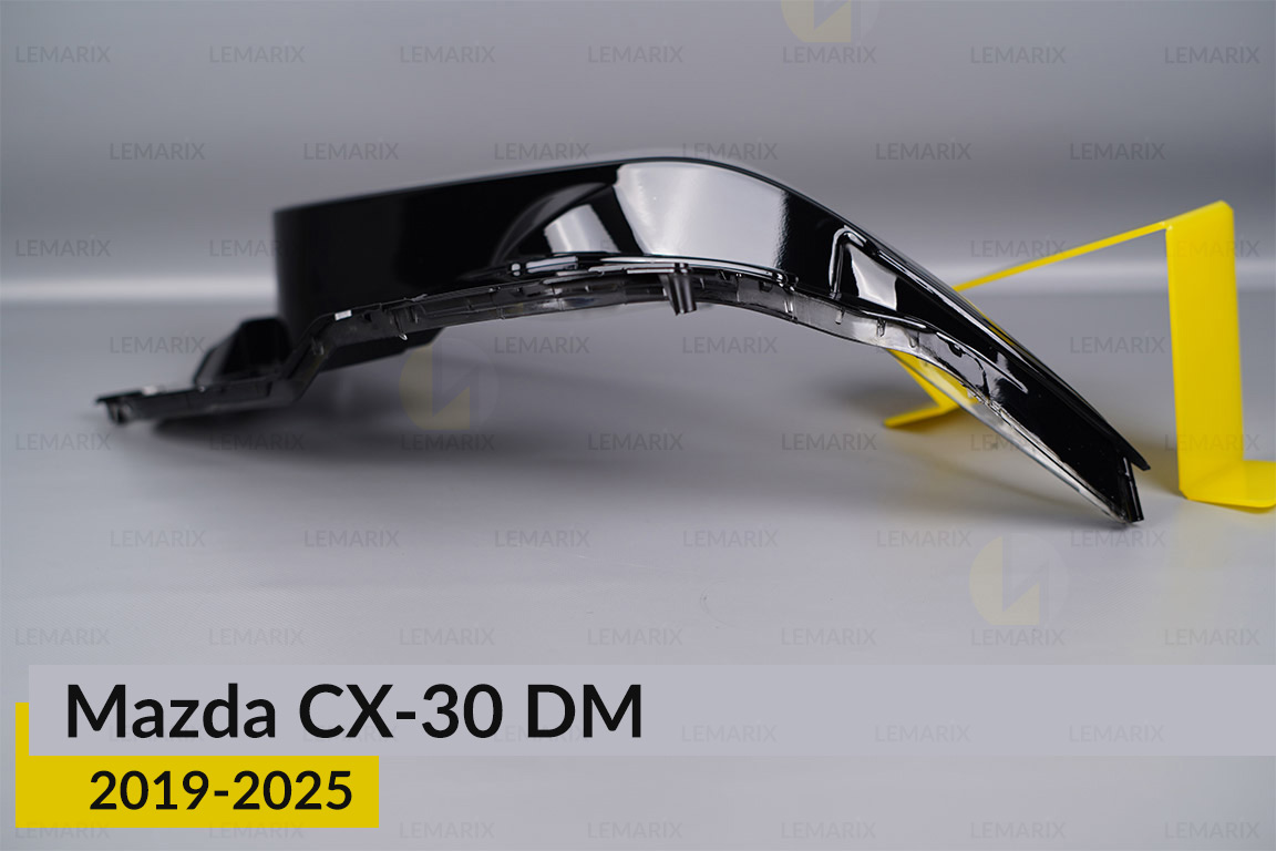 Скло фари Mazda CX-30 DM (2019-2026) ліве