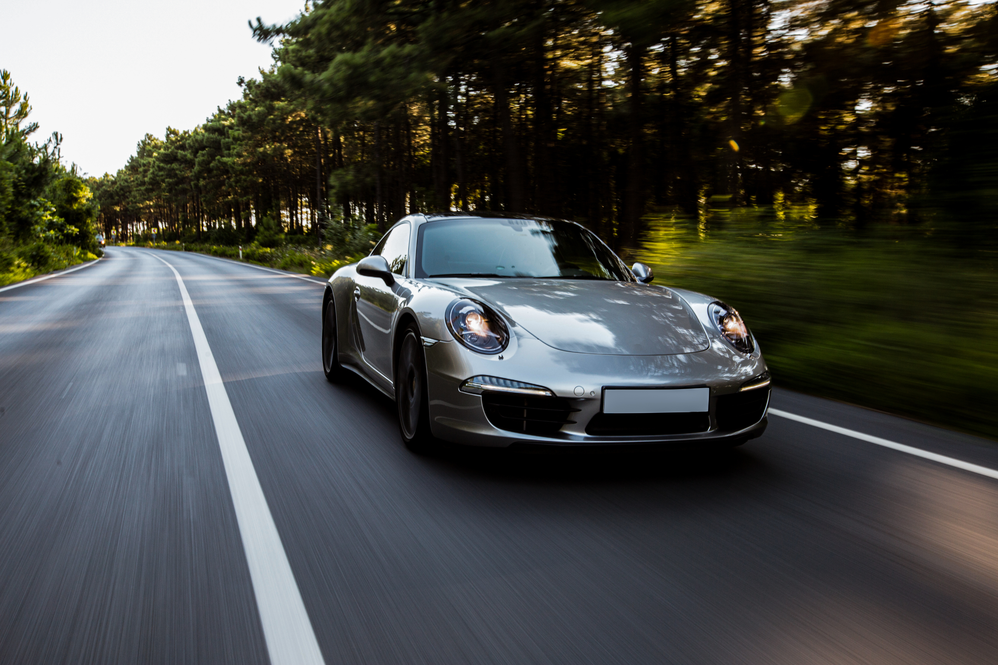 911